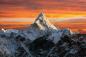 Preview: Vlies-Fototapete MS-5-1643 mit alpinem Bergmotiv – Format 375 × 250 cm, brillante Farben, klare Linien, Naturpanorama in XX
