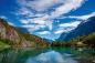 Preview: Vlies-Fototapete MS-5-3082 mit alpinem Bergmotiv – Format 375 × 250 cm, brillante Farben, klare Linien, Naturpanorama in XX