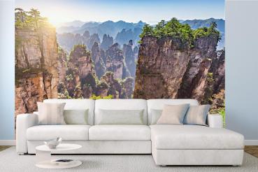 Berge-Fototapete MS-5-1641 in modernem Wohnraum – imposante Landschaft, räumliche Tiefe, stilvolle Wandgestaltung mit Naturakzen