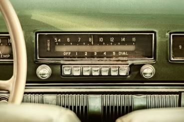 Vlies-Fototapete MS-5-2187 in Draufsicht; Retro-Motiv mit geometrischem Design und nostalgischer Farbwirkung