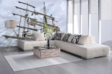 Fototapete MS-5-2750 „Boote & Schiffe“ als Wanddekoration in modernem Wohnraum; stimmungsvolles Hafenmotiv mit räumlicher Tiefe
