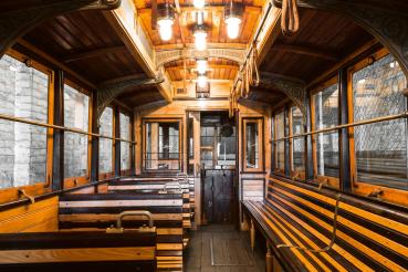 Vlies-Fototapete MS-5-2884 in Draufsicht; Retro-Motiv mit geometrischem Design und nostalgischer Farbwirkung