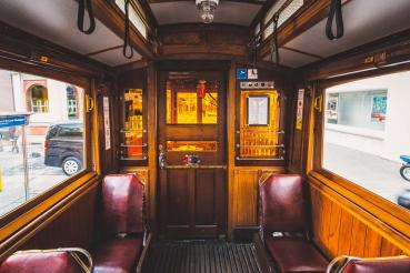 Vlies-Fototapete MS-5-2890 in Draufsicht; Retro-Motiv mit geometrischem Design und nostalgischer Farbwirkung