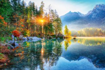 Vlies-Fototapete MS-5-3059 mit alpinem Bergmotiv – Format 375 × 250 cm, brillante Farben, klare Linien, Naturpanorama in XX