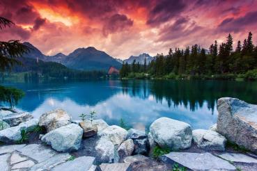 Vlies-Fototapete MS-5-3079 mit alpinem Bergmotiv – Format 375 × 250 cm, brillante Farben, klare Linien, Naturpanorama in XX