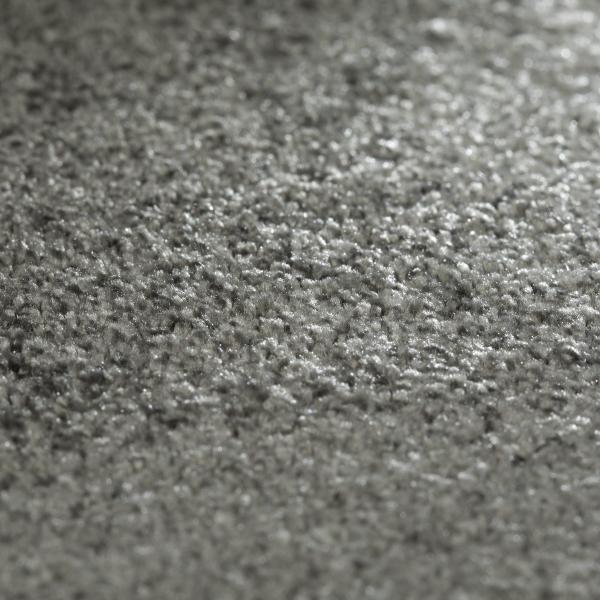 JAB Amaze 493 – glänzender Velours-Teppichboden in 500 cm Breite mit ruhiger, homogener Oberfläche