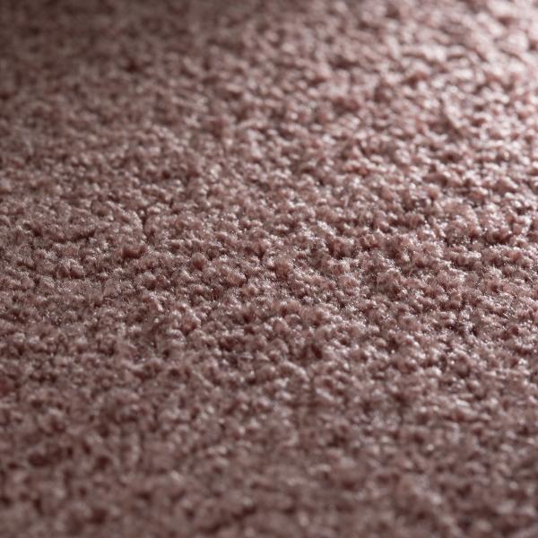 Nahaufnahme der samtigen Veloursstruktur von JAB Allure 064 – weich und hochwertig