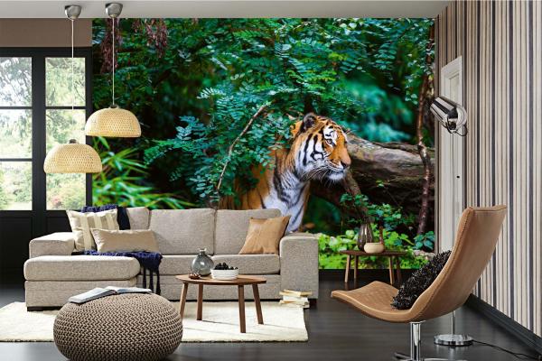 „Tiermotiv-Fototapete MS-5-0622 als Blickfang im Wohnzimmer – lebendige Farben und räumliche Tiefe“