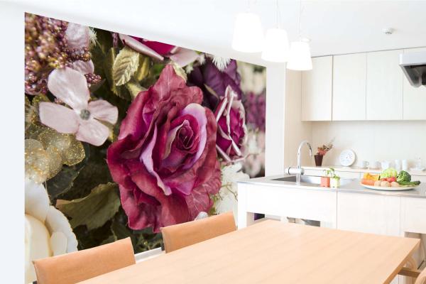 Fototapete MS-5-1406 mit Blumenmotiv – stimmungsvolle Raumansicht im Querformat, dekorativ verlegt auf großer Wandfläche.