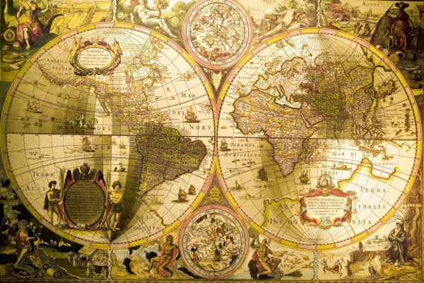 „Fototapete MS-5-1565 mit Weltkarten-Motiv – Draufsicht auf farbenreiche Kartengrafik in XXL“