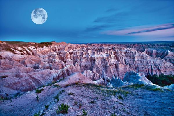 Vlies-Fototapete MS-5-1659 mit alpinem Bergmotiv – Format 375 × 250 cm, brillante Farben, klare Linien, Naturpanorama in XX