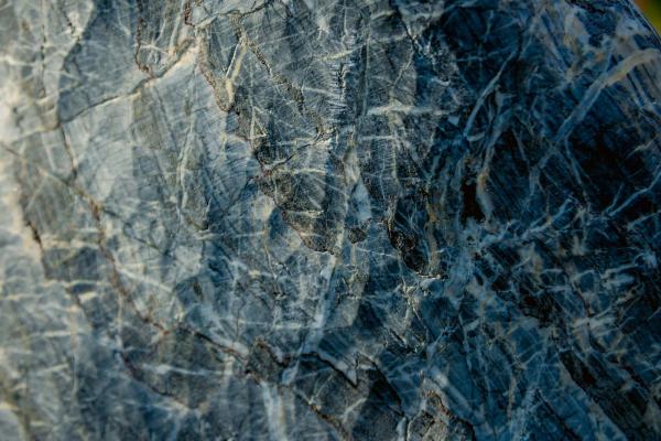 „Strukturmotiv der Vlies-Fototapete MS-5-2468 in Draufsicht – detailreiche Oberfläche mit räumlicher Wirkung im Format 375×250 cm“
