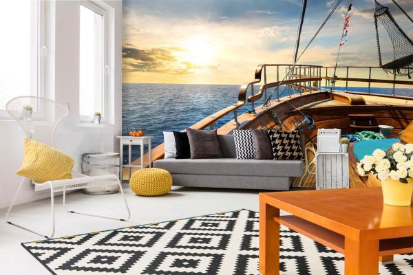 Fototapete MS-5-2768 „Boote & Schiffe“ als Wanddekoration in modernem Wohnraum; stimmungsvolles Hafenmotiv mit räumlicher Tiefe