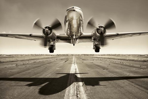 „Fototapete MS-5-2848 mit Luftfahrt-Motiv – Draufsicht auf Flugzeugdesign in brillanten Farben“