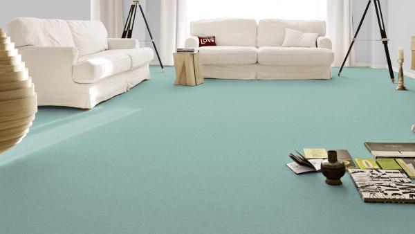 Modena 3R21 Teppichboden verlegt im Wohnbereich – elegante, gleichmäßige Velours-Oberfläche